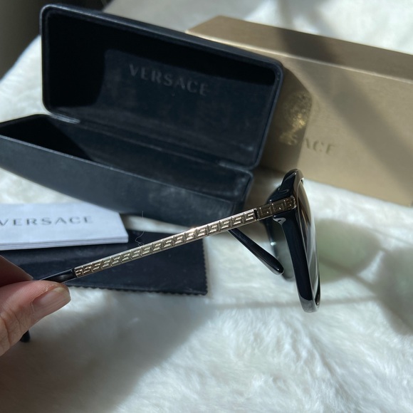Versace Sunglasses - Picture 9 of 12